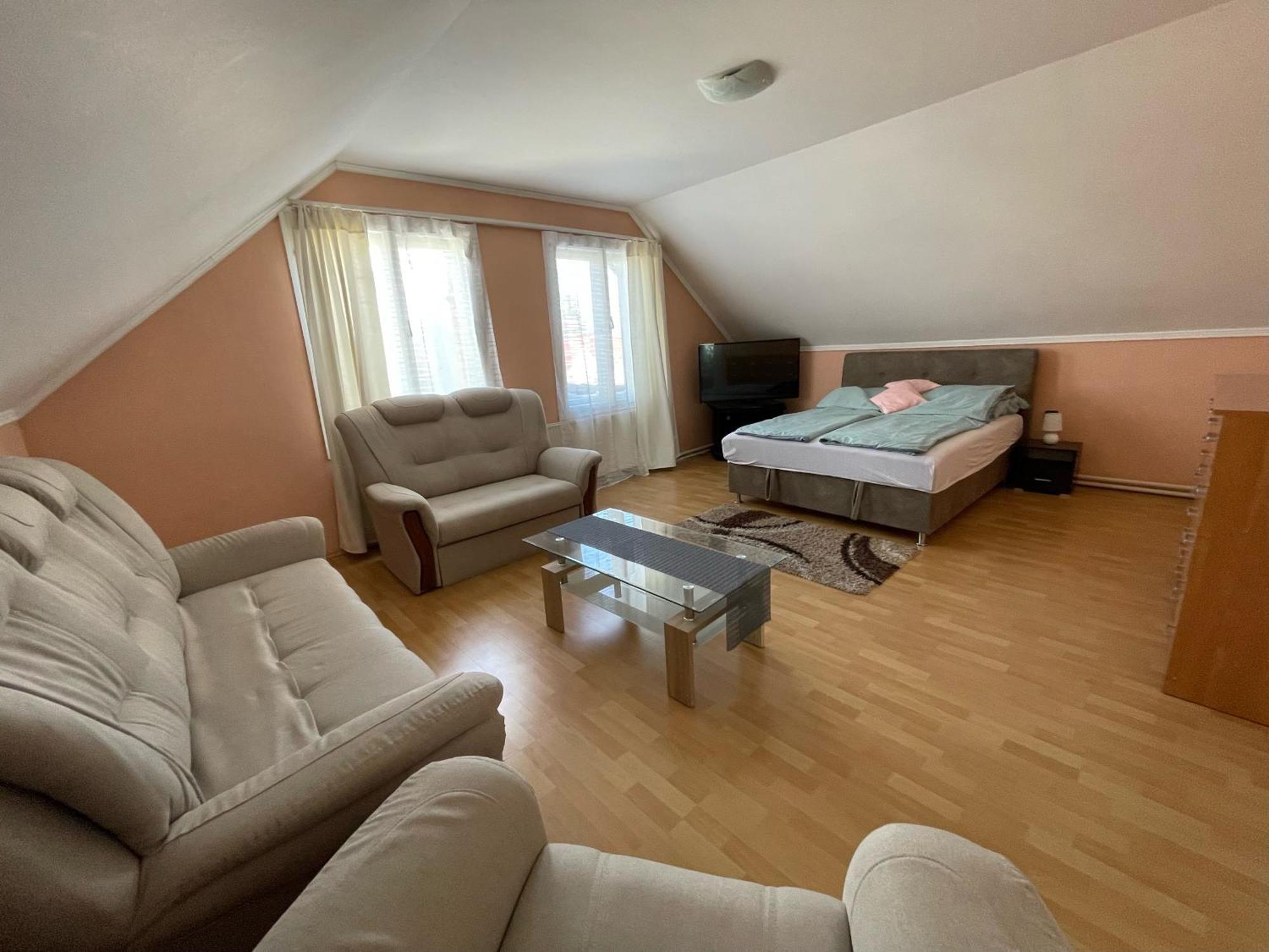 Nikolux Apartman Hajdúszoboszló Exteriör bild