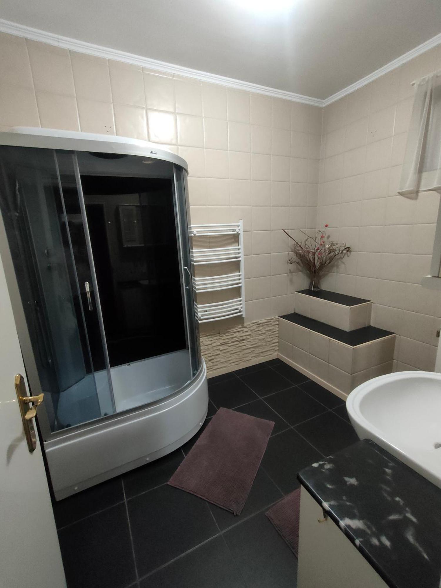 Nikolux Apartman Hajdúszoboszló Exteriör bild