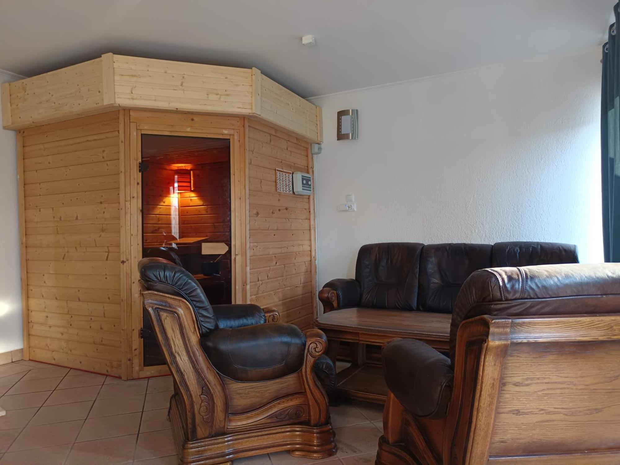 Nikolux Apartman Hajdúszoboszló Exteriör bild